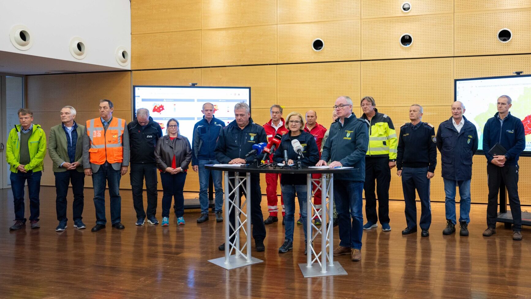 Pressekonferenz / Foto: © NLK Pfeffer